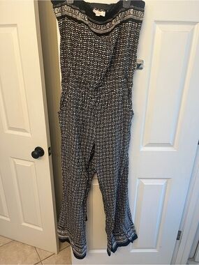 Loft Women’s Black & White Printed Strapless Jumpsuit size L